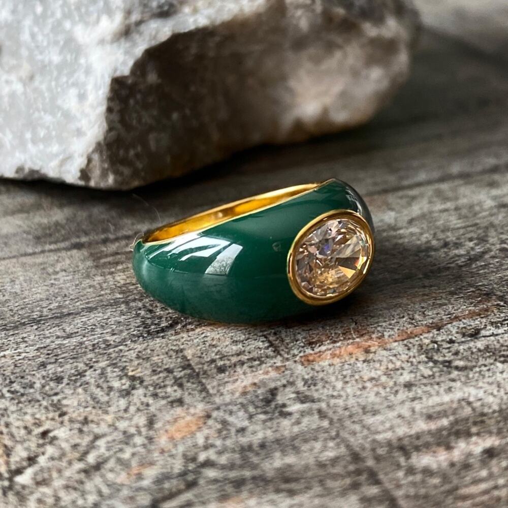 NEW Green Enamel And Rhinestone Cocktail Ring - Picture 6 of 12